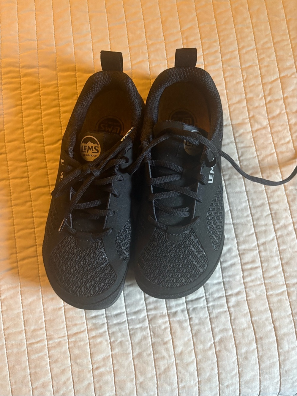 LEMS Womens Black Lightweight Knit Sneakers